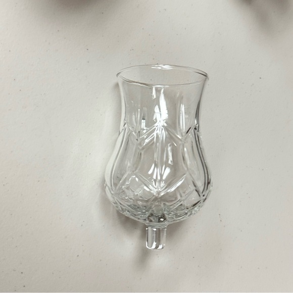 Vintage Glass candleholder cup Butterfly and Blossoms engraved - Picture 4 of 11